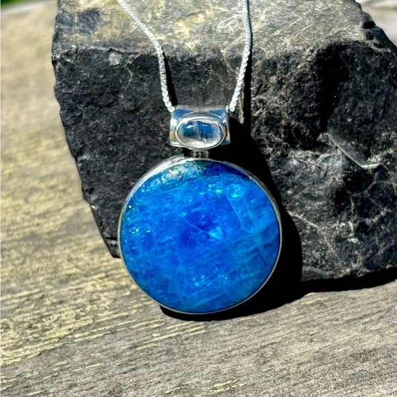 Apatite & Moonstone Necklace - Picture 11 of 14